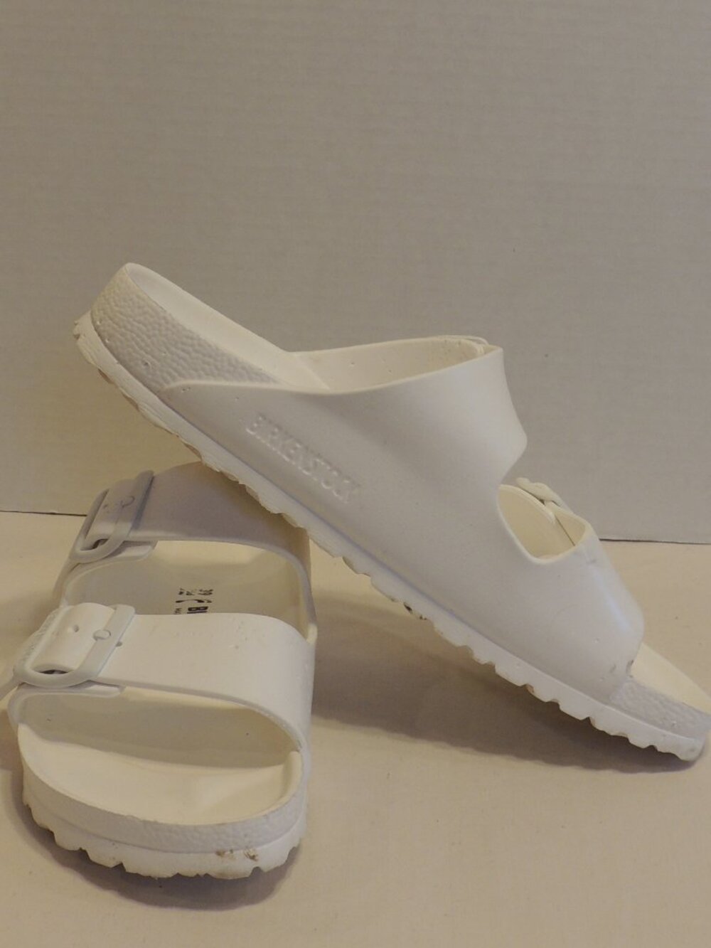 Birkenstock Sandals Woman 39 (US 8.5) White Black Beach Pool Water Sandals